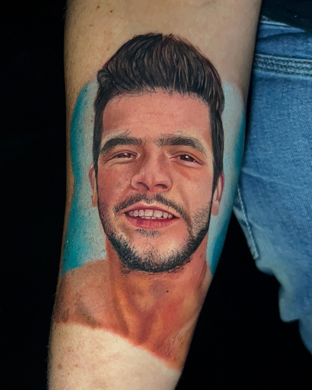 Estevão Damasio tattoo, tatuagem, tatuagem no braço, tatuador perto de mim, estúdio de tatuagem, tatuagem colorida, tatuagem realismo, realista, homenagem, rostos, tatuador em são paulo - 14